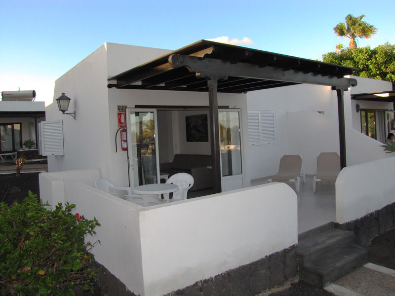 Bungalows Playa Limones ปลายาบลังกา ภายนอก รูปภาพ